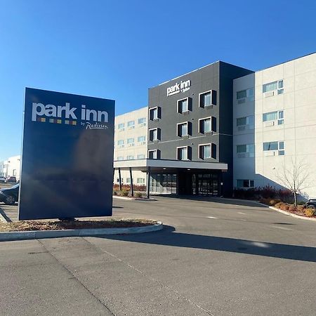 Park Inn By Radisson Edmonton Airport Leduc Exteriér fotografie